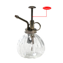 Load image into Gallery viewer, K-Cliffs Vintage Style Clear Glass Bottle Sprayer Plant Mister
