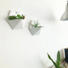 Load image into Gallery viewer, K-Cliffs Set of 2 White  Geometric Hanging Wall Planters Vase